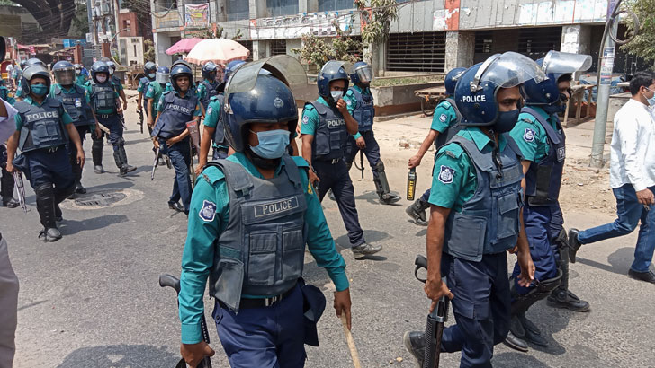 প্রয়োজনে দেশে কারফিউ জারির পরামর্শ